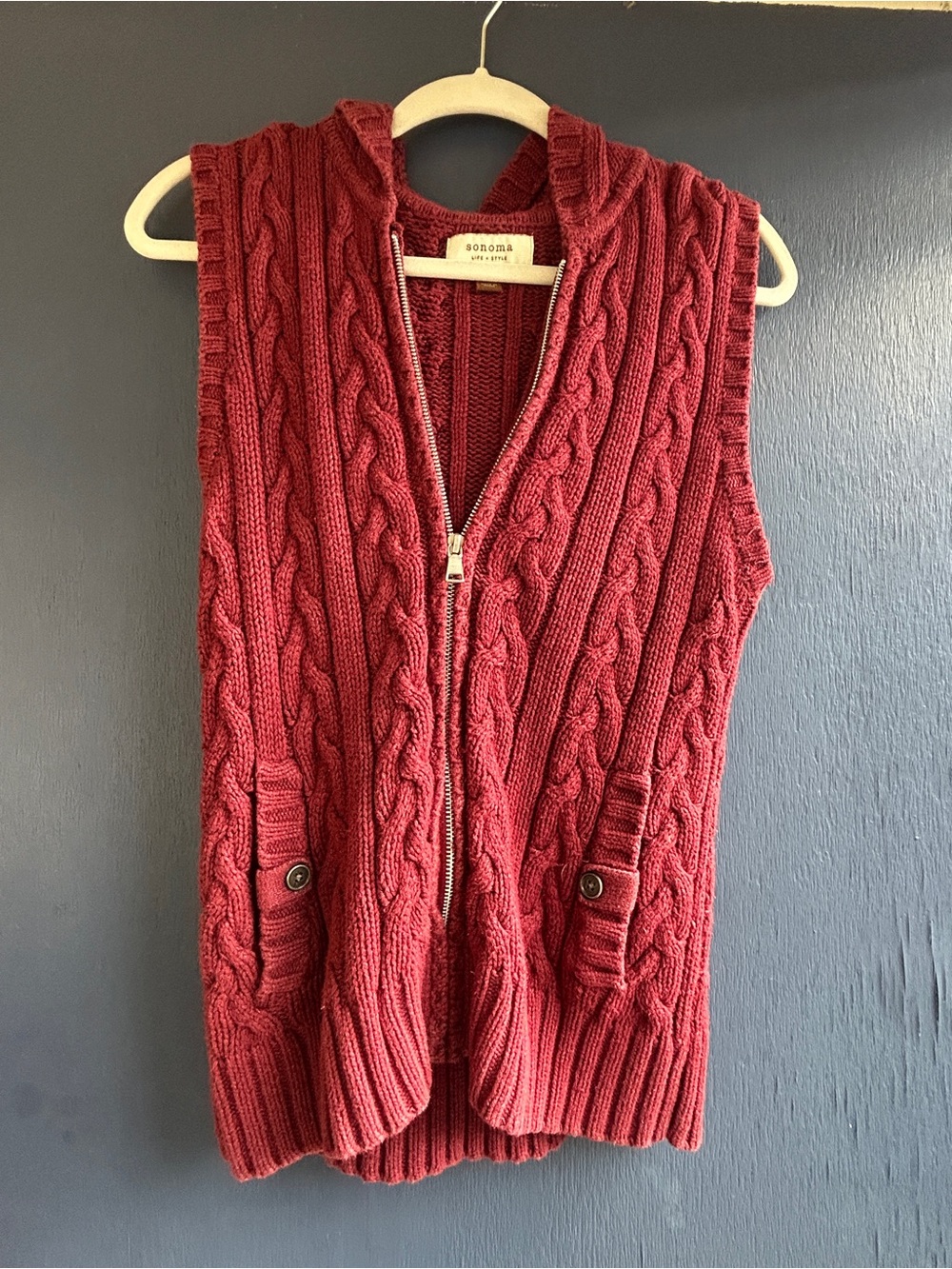 Sonoma Cable-Knit Hooded Zip Vest in Maroon Red